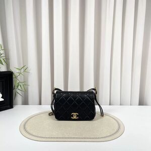 Chanel Women Pre-Loved Bag Very Good Condition